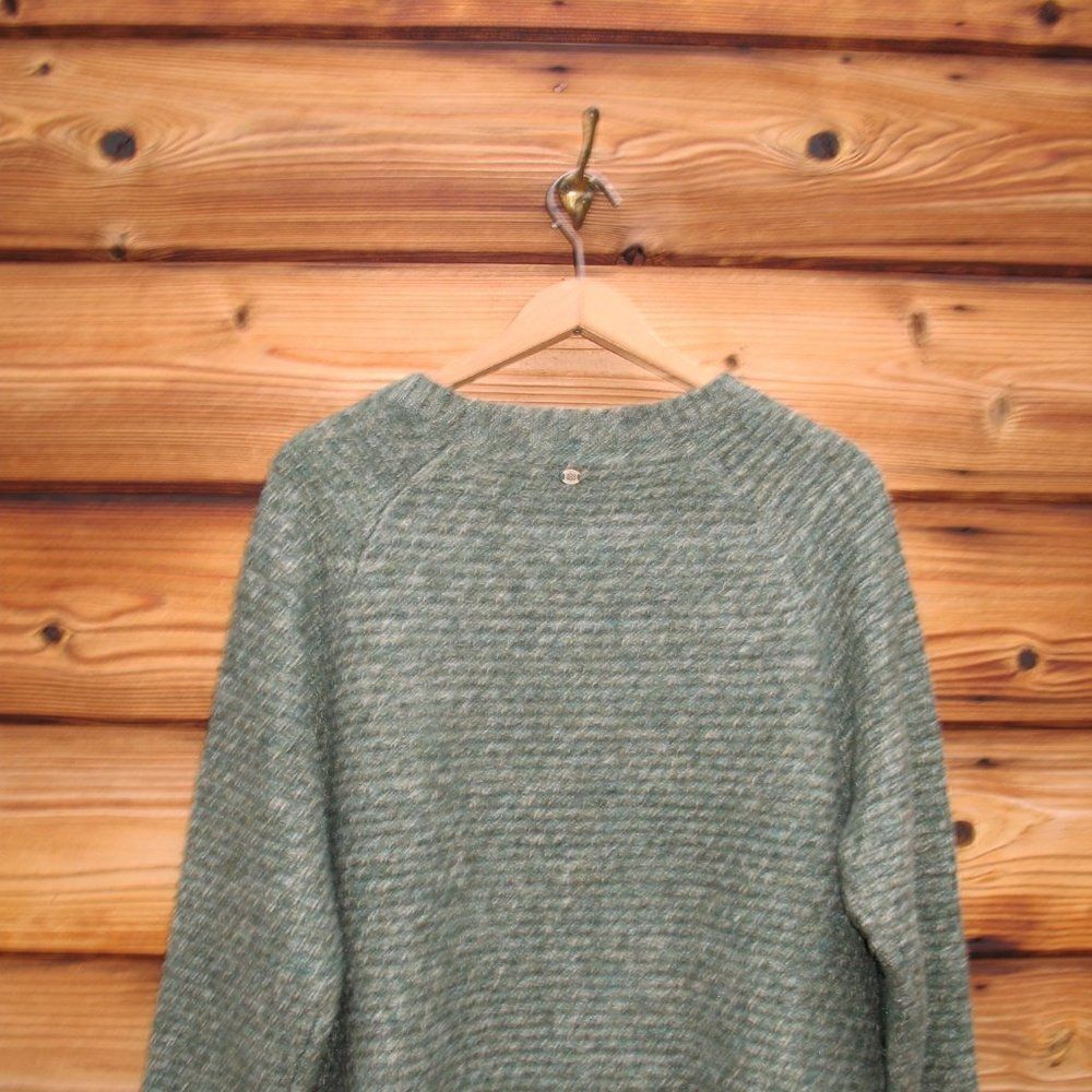 Sherpa Adventure Sweater  - Picture 7 of 9